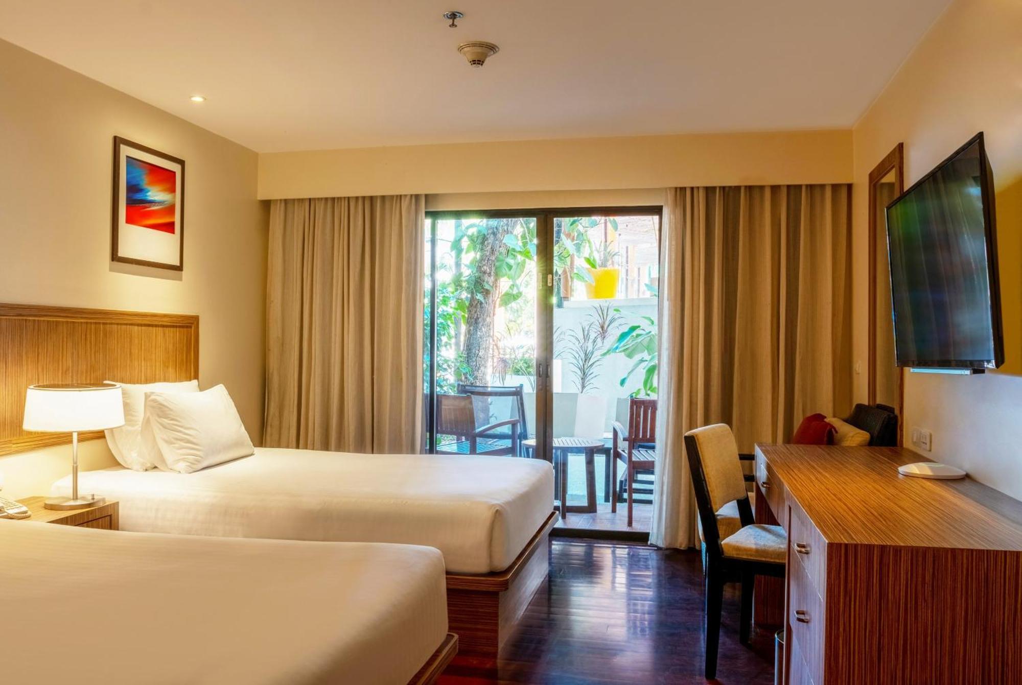 Holiday Inn Resort Phuket Surin Beach, An Ihg Hotel Ngoại thất bức ảnh